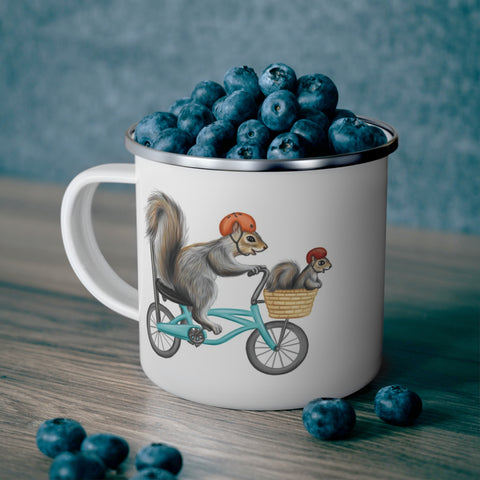Tasse en émail Maman Écureuil à Vélo