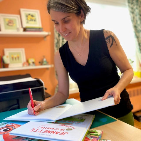 Dédicaces au Salon du livre de Québec, Amélie Legault, autrice et illustratrice