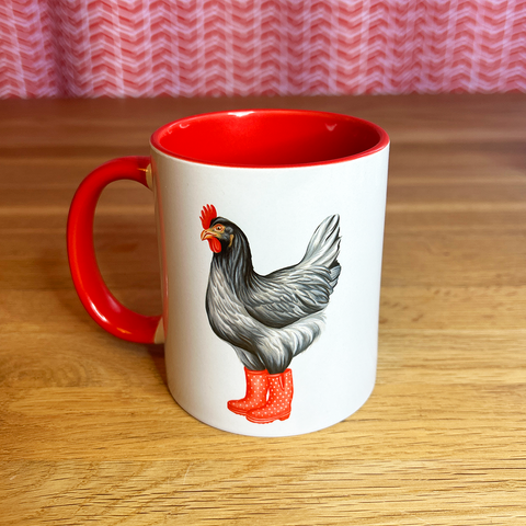 Tasse Poule en botte de pluie rouge