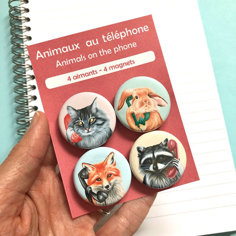 Ensemble de 4 aimants d'animaux au téléphone par Amélie Legault, chat, raton laveur, renard et lapin