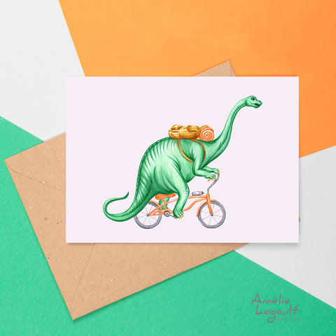 carte de fête de brontosaure, carte d'anniversaire de dinosaure à vélo par Amélie Legault 